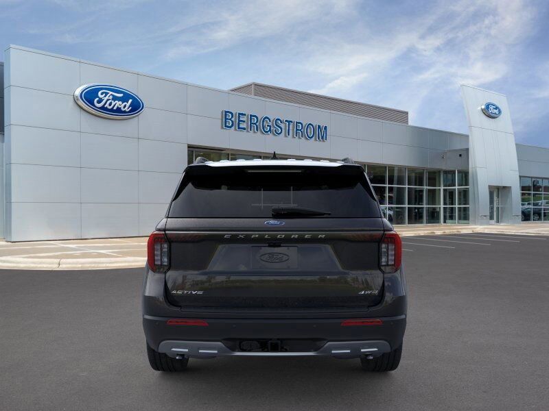 2025 Ford Explorer Active Green Bay WI