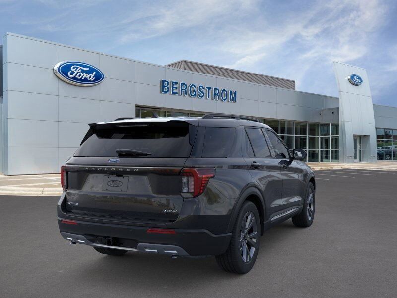 2025 Ford Explorer Active Green Bay WI