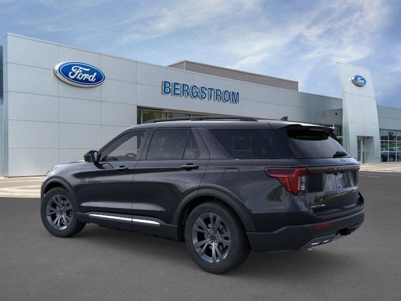 2025 Ford Explorer Active Green Bay WI