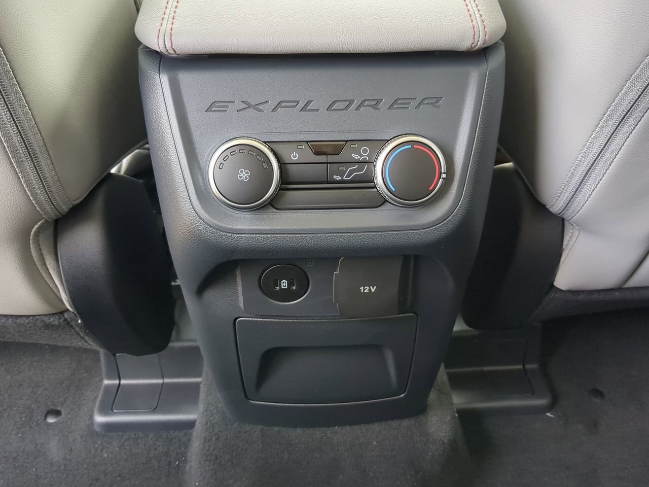 2025 Ford Explorer Active Appleton WI