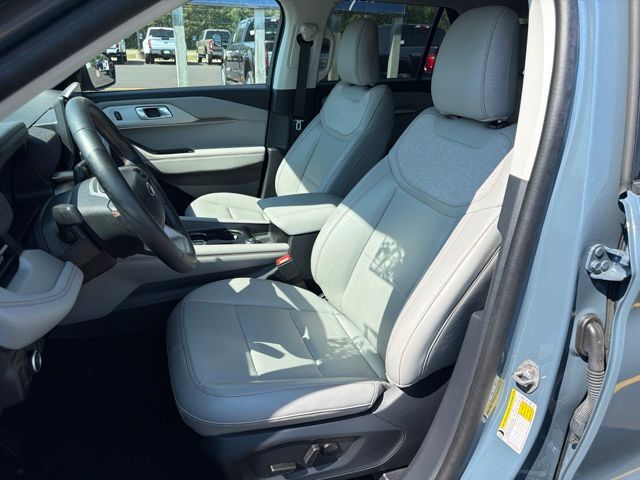 2025 Ford Explorer Active Pine River MN