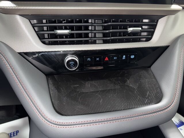 2025 Ford Explorer Active Pine River MN