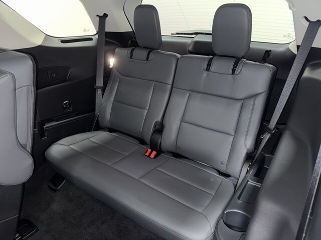 2025 Ford Explorer Active Pine River MN