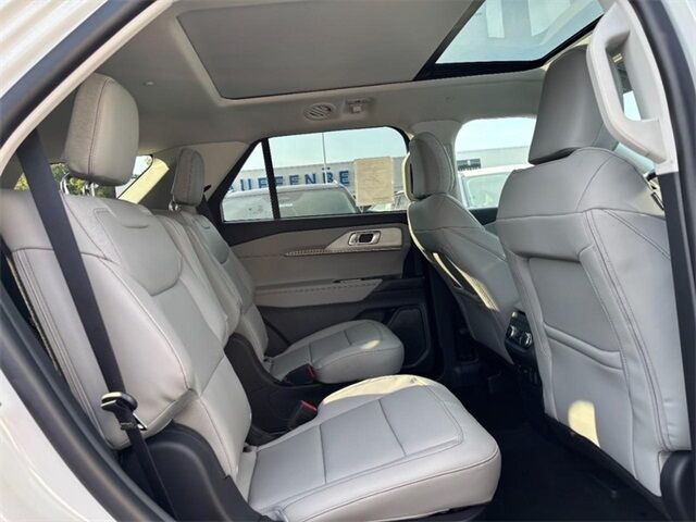 2025 Ford Explorer Active Washington MO