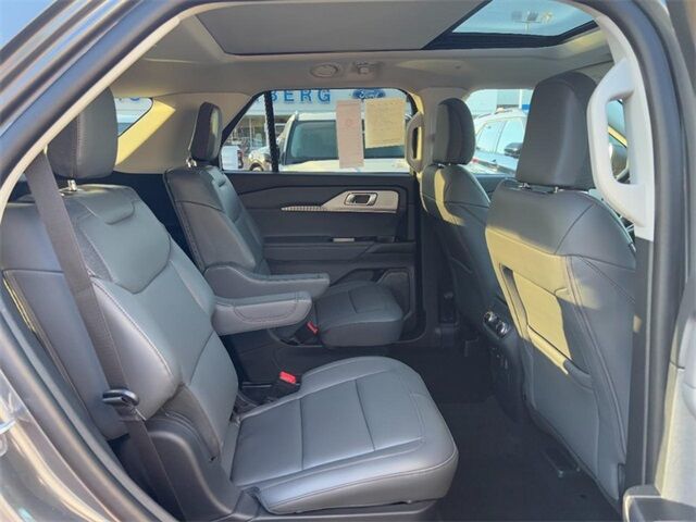 2025 Ford Explorer Active Washington MO