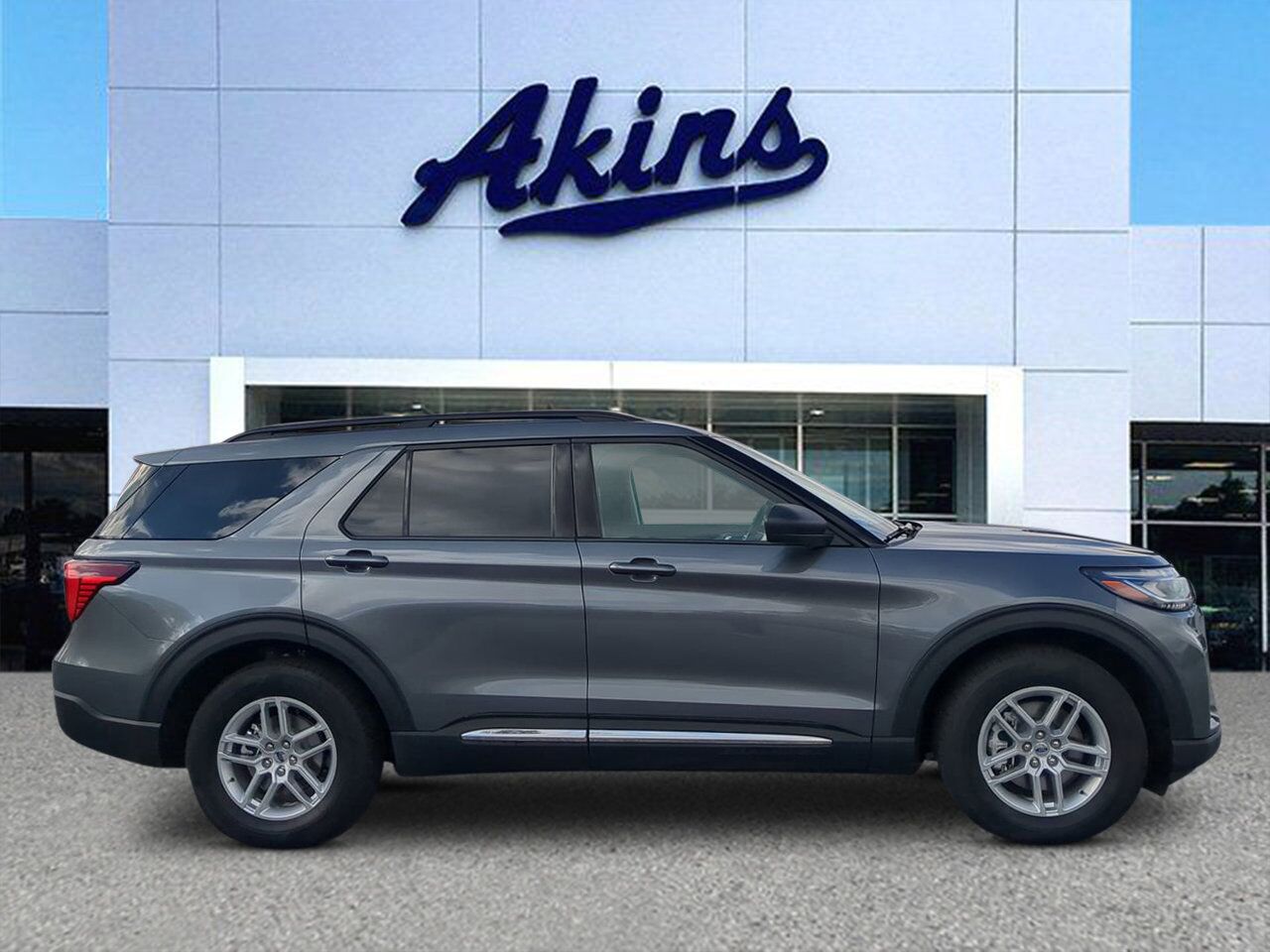 2025 Ford Explorer Active