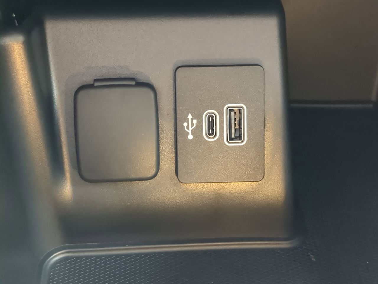 2025 Ford Explorer Active Winder GA