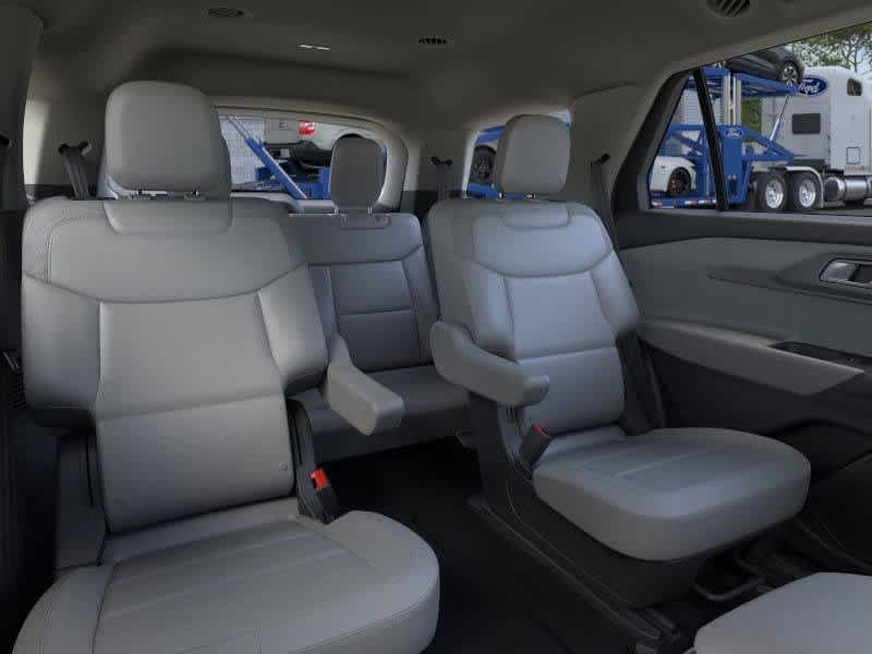 2025 Ford Explorer Active Plymouth MA