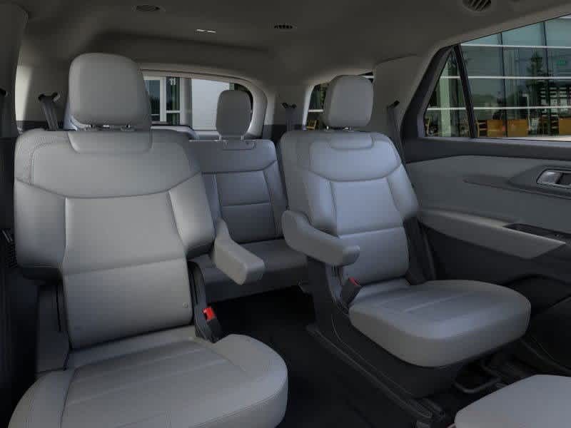 2025 Ford Explorer Active Plymouth MA