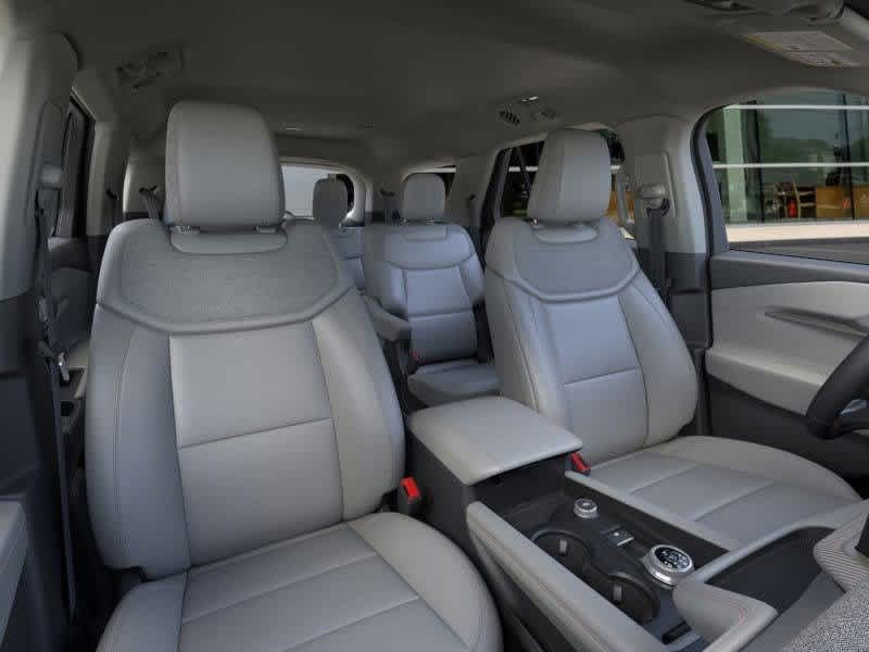 2025 Ford Explorer Active Plymouth MA