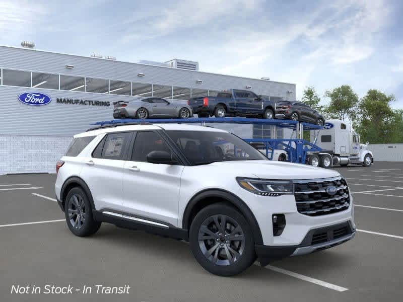 2025 Ford Explorer Active Plymouth MA