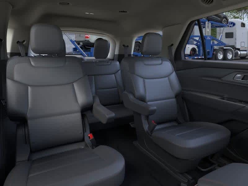 2025 Ford Explorer Active Plymouth MA