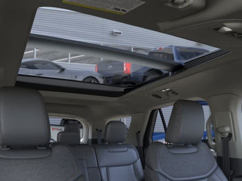 2025 Ford Explorer Active Plymouth MA