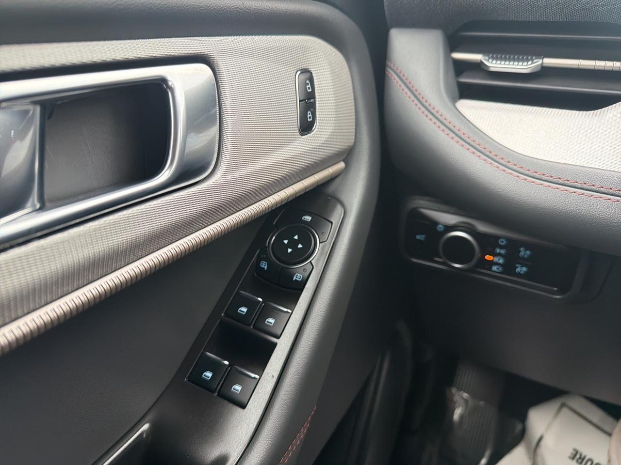 2025 Ford Explorer Active Ashland VA