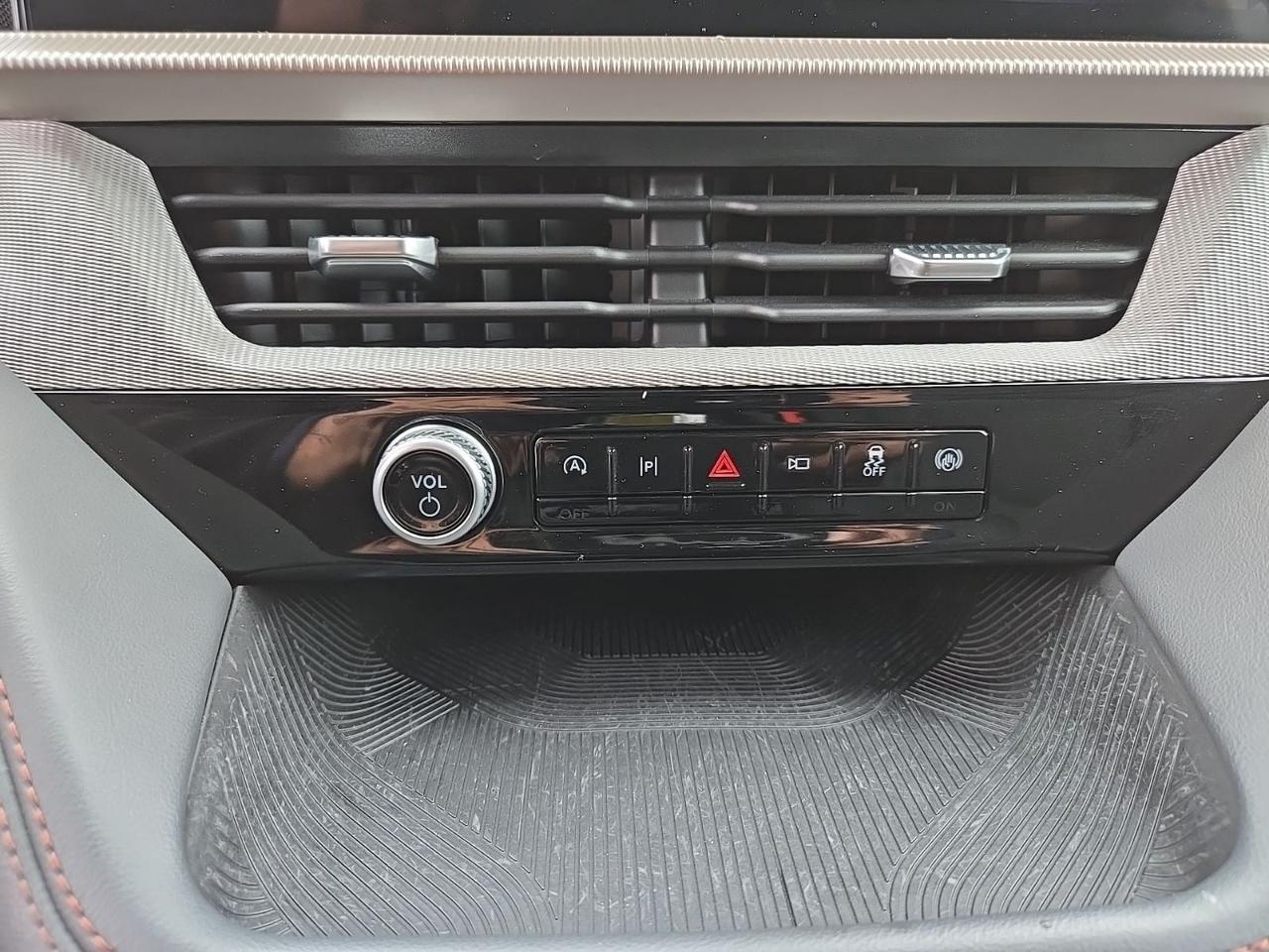 2025 Ford Explorer Active Waldorf MD