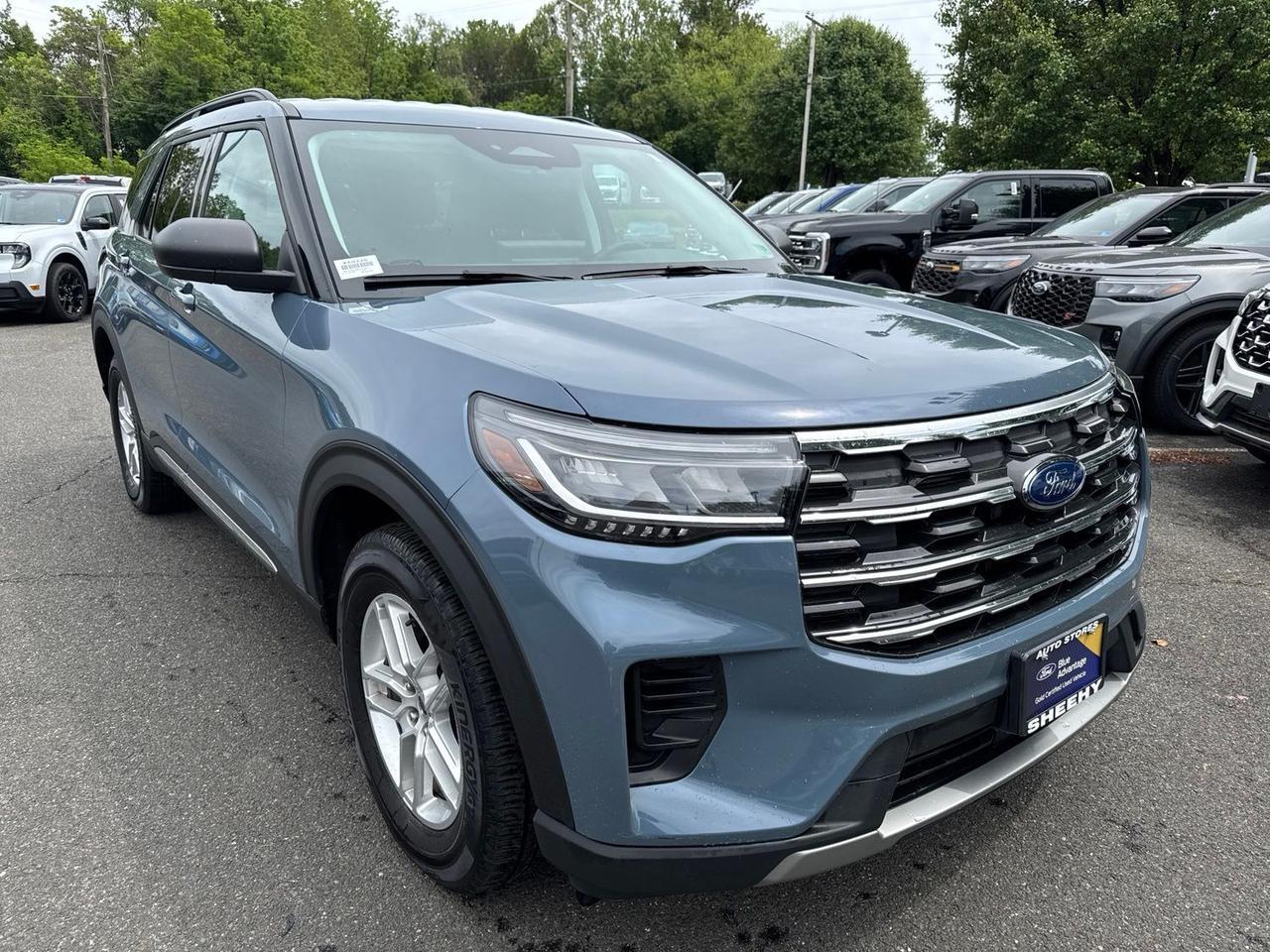 2025 Ford Explorer Active