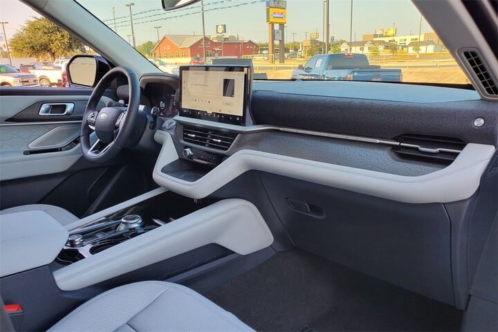 2025 Ford Explorer Platinum  TX