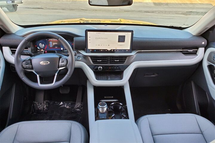 2025 Ford Explorer Platinum  TX