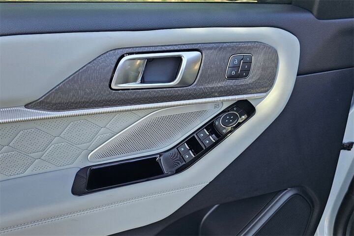 2025 Ford Explorer Platinum  TX