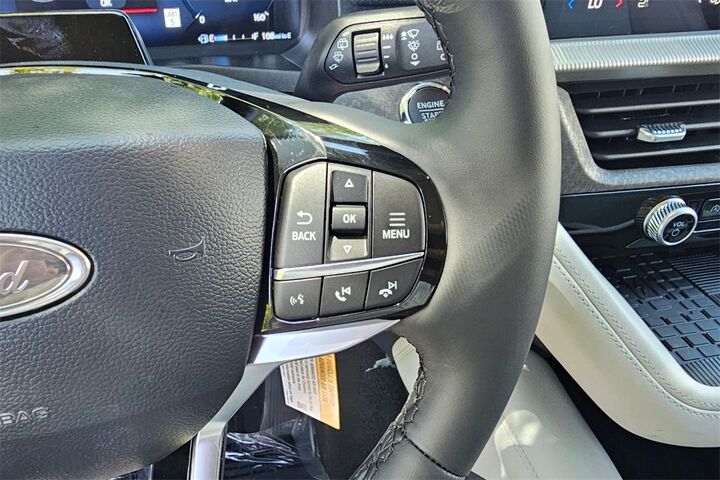 2025 Ford Explorer Platinum  TX