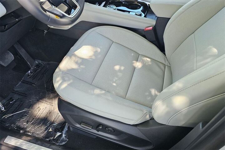2025 Ford Explorer Platinum  TX