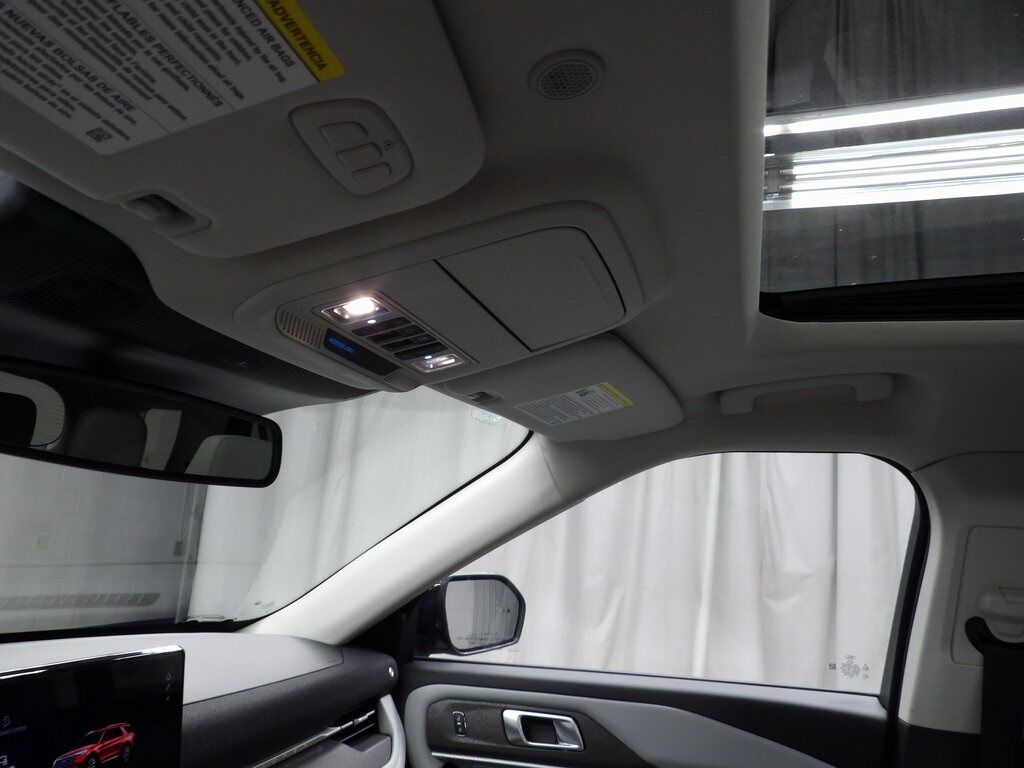 2025 Ford Explorer Platinum 4WD Fond du Lac WI