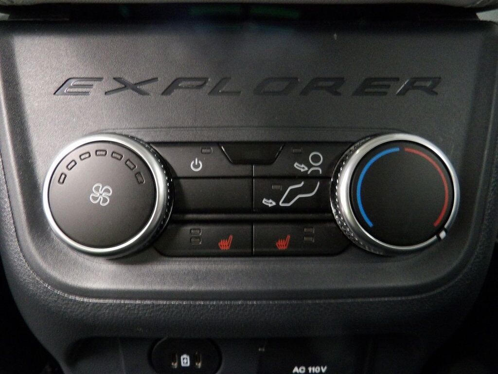 2025 Ford Explorer Platinum 4WD Fond du Lac WI