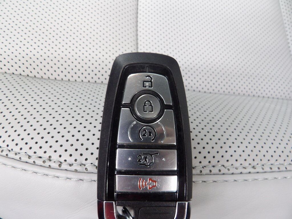 2025 Ford Explorer Platinum 4WD Fond du Lac WI
