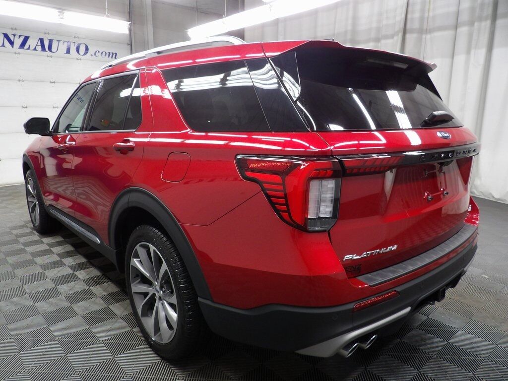 2025 Ford Explorer Platinum 4WD Fond du Lac WI
