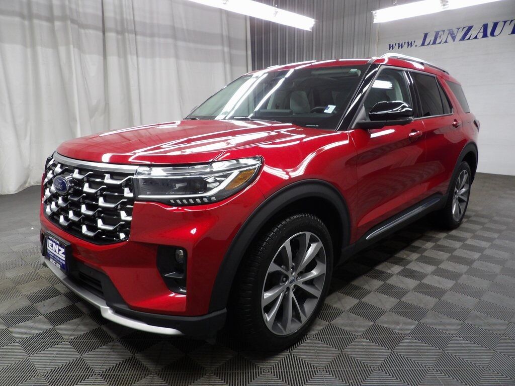2025 Ford Explorer Platinum 4WD Fond du Lac WI