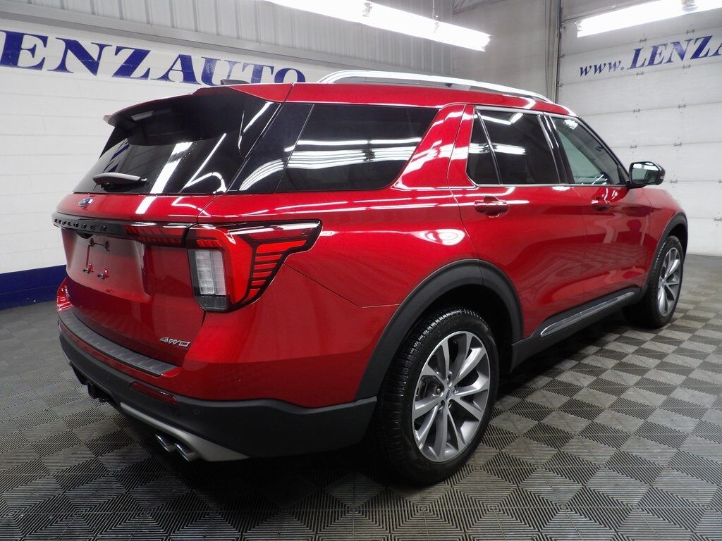 2025 Ford Explorer Platinum 4WD Fond du Lac WI