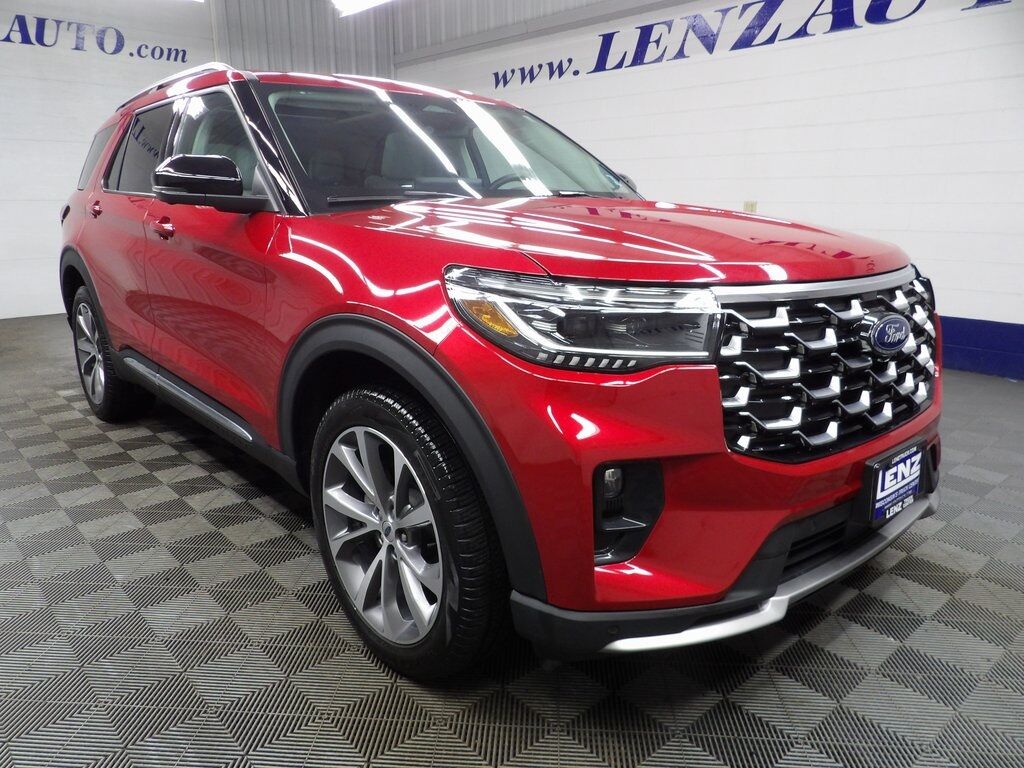 2025 Ford Explorer Platinum 4WD Fond du Lac WI