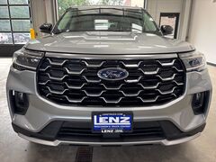 2025 Ford Explorer Platinum 4WD Fond du Lac WI