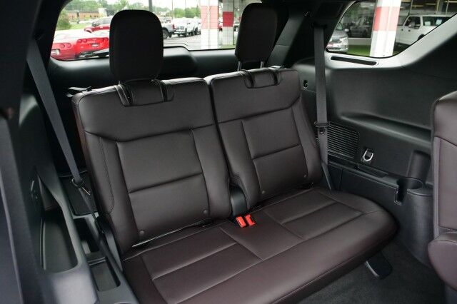 2025 Ford Explorer Platinum 4WD / Ultimate Package / Massage Seats! High Point NC