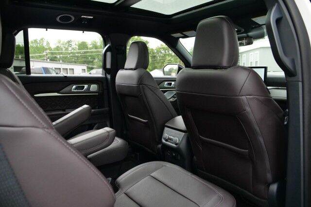 2025 Ford Explorer Platinum 4WD / Ultimate Package / Massage Seats! High Point NC