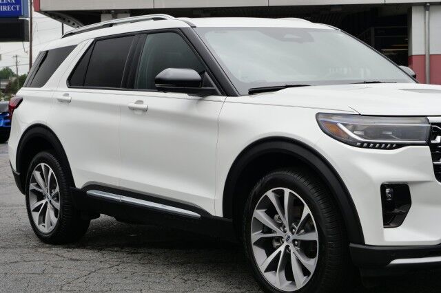 2025 Ford Explorer Platinum 4WD / Ultimate Package / Massage Seats! High Point NC