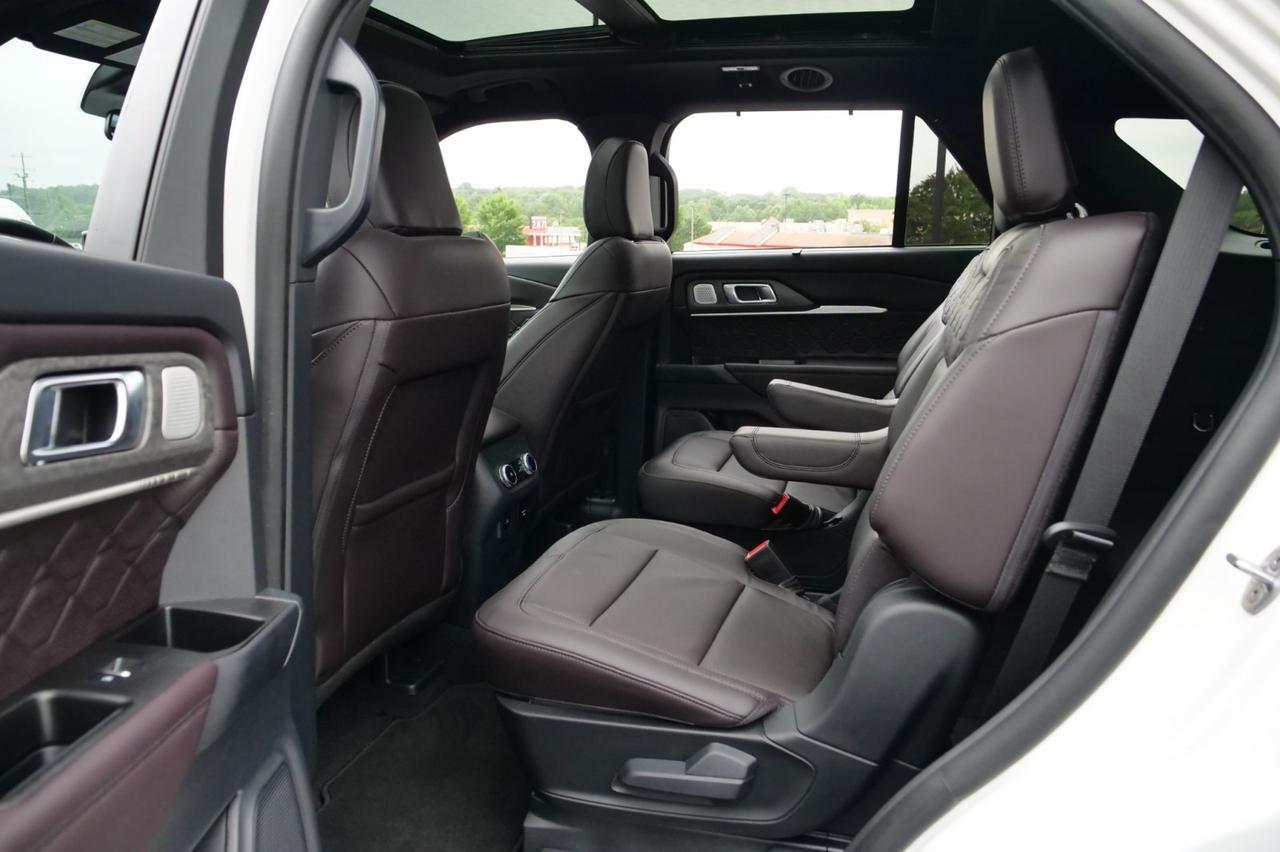 2025 Ford Explorer Platinum 4WD / Ultimate Package / Massage Seats! Lincolnton NC