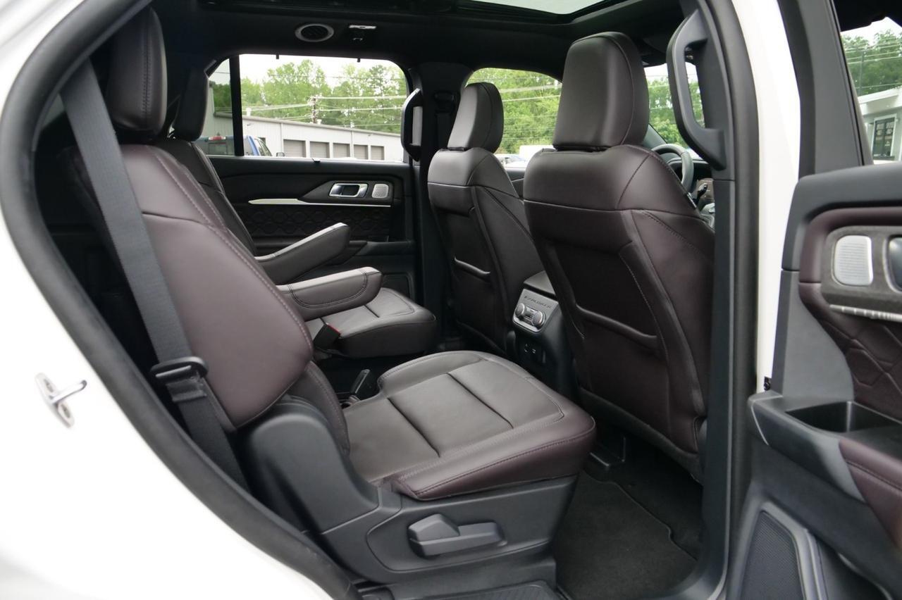 2025 Ford Explorer Platinum 4WD / Ultimate Package / Massage Seats! Lincolnton NC