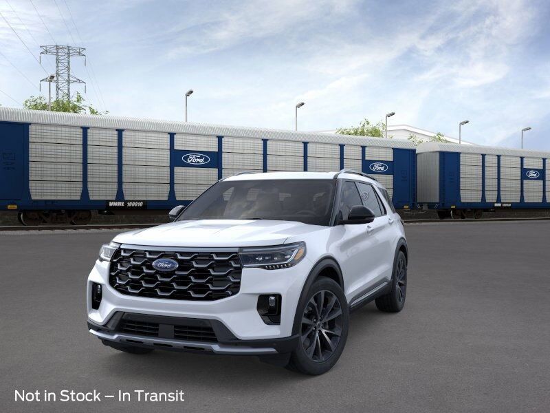 2025 Ford Explorer Platinum Green Bay WI
