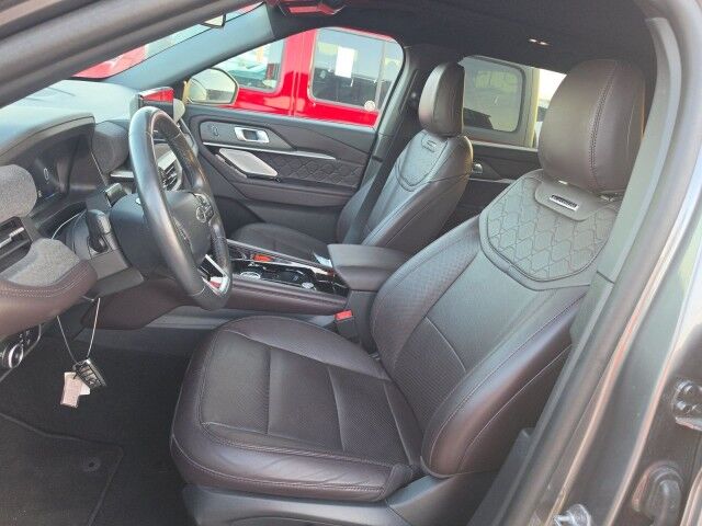 2025 Ford Explorer Platinum Marshfield MA