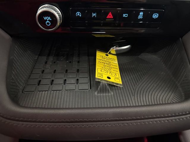 2025 Ford Explorer Platinum Random Lake WI