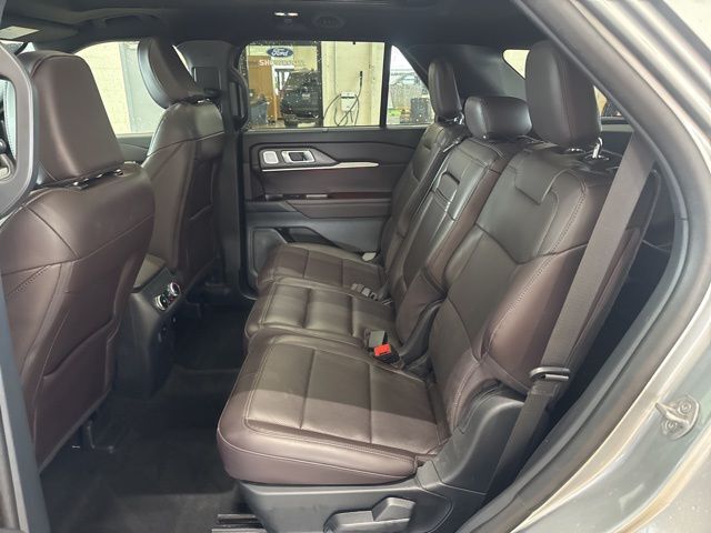 2025 Ford Explorer Platinum Random Lake WI