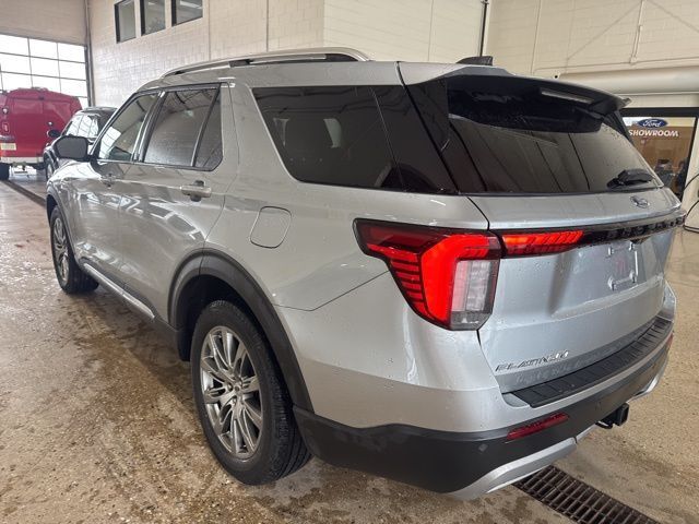 2025 Ford Explorer Platinum Random Lake WI