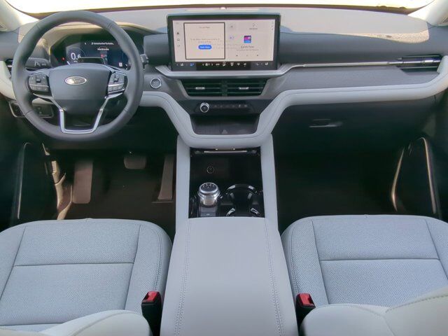 2025 Ford Explorer Platinum Appleton WI