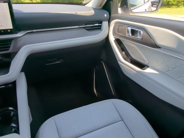 2025 Ford Explorer Platinum Appleton WI