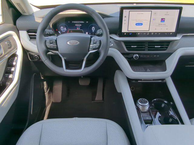2025 Ford Explorer Platinum Appleton WI