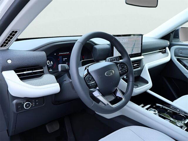 2025 Ford Explorer Platinum Oshkosh WI