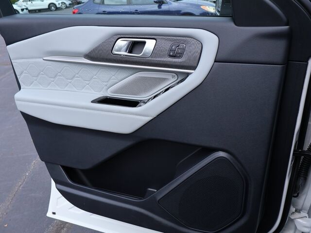2025 Ford Explorer Platinum Oshkosh WI
