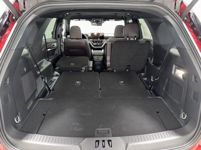 2025 Ford Explorer Platinum photo 38