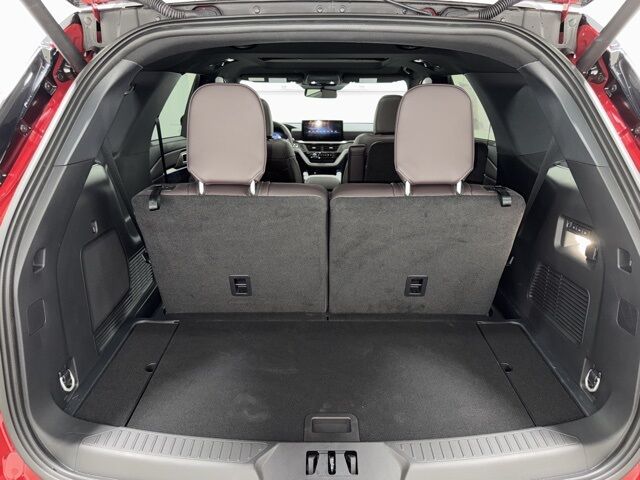 2025 Ford Explorer Platinum photo 36
